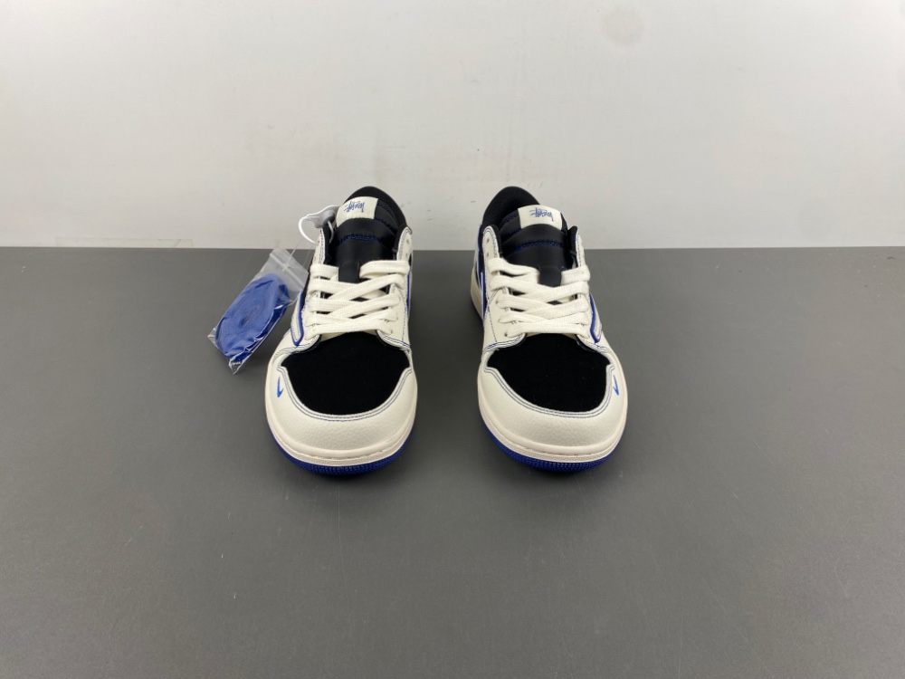 Fragment x Travis Scott x Svp*me x Air Jordan 1 Low