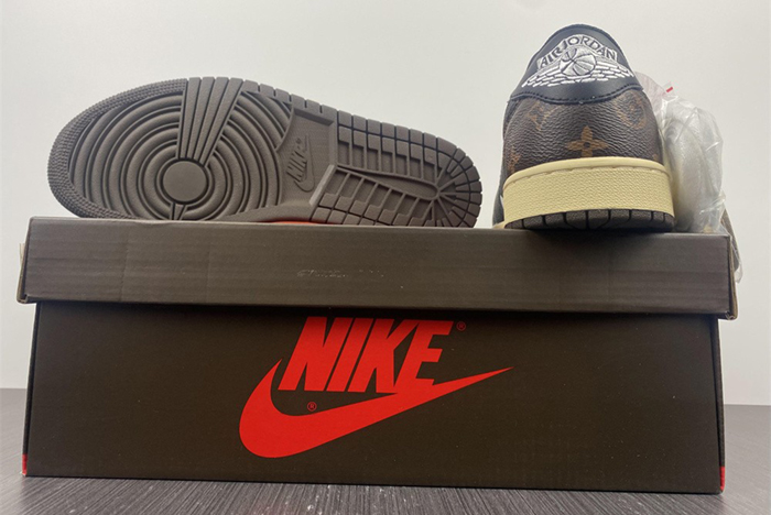 Air Jordan 1 Low x Fragment x Travis Scott