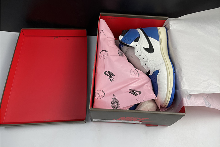 Air Jordan 1 Travis Scott