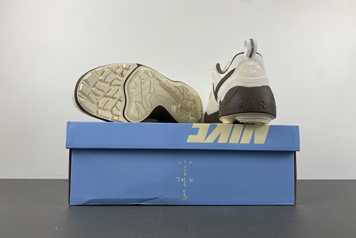 Nike Travis Scott x Nike Zoom Field Jaxx HQ3061-101