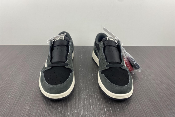 Travis Scott x Air Jordan 1 Low OG Black Phantom