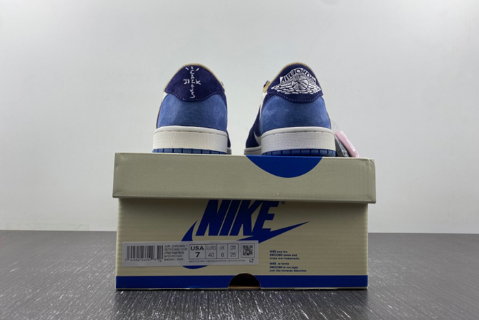 Fragment design x Travis Scott x Jordan 1 Low