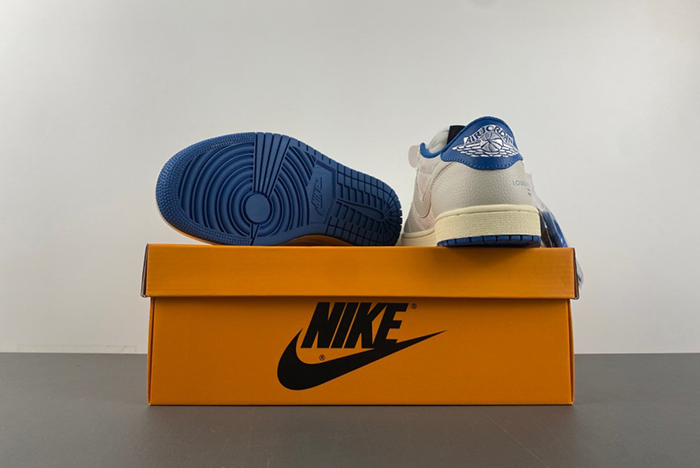 Travis Scott x Air Jordan  LX1988 -033