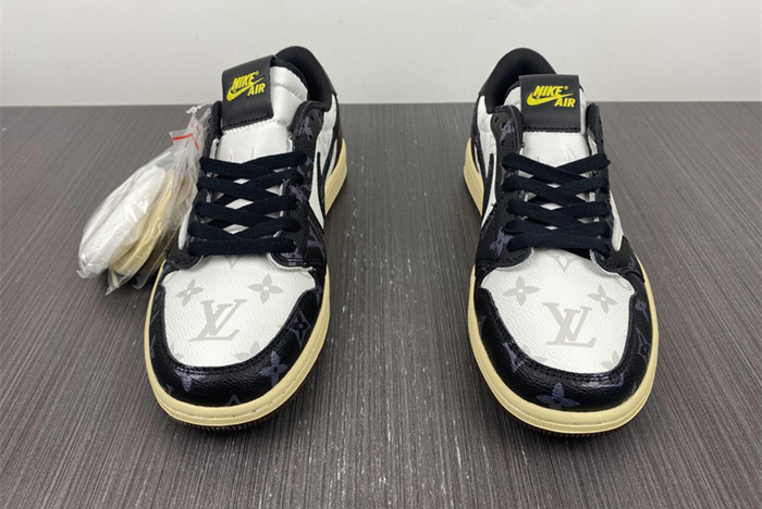 Air Jordan 1 Low x Fragment x Travis Scott