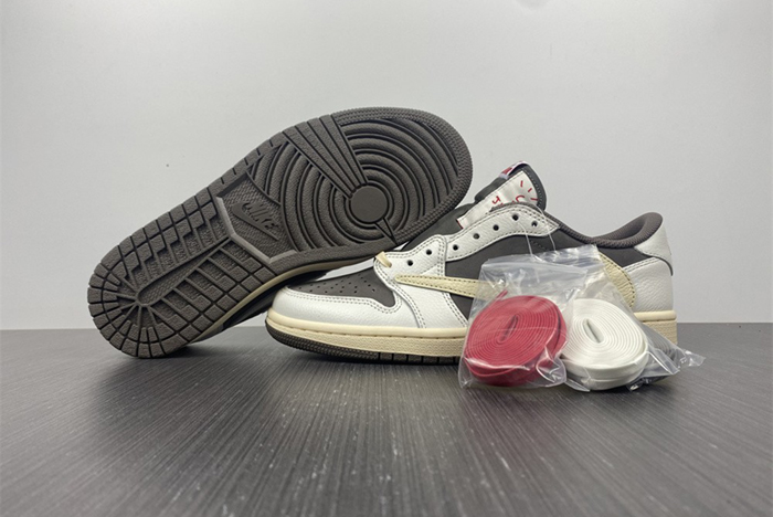 AJ1 ST Travis Scott x Air Jordan 1
