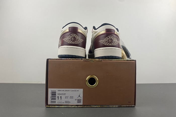 Travis Scott x Air Jordan 1  FJ5735-100