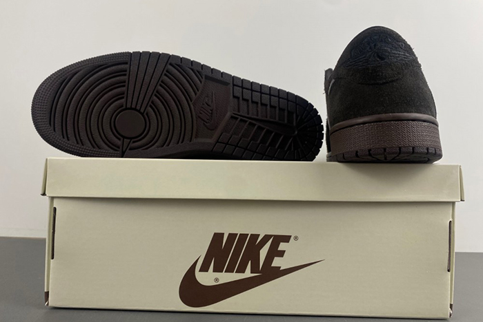 Travis Sco tt x Air Jordan 1 Low OG DM7866-202