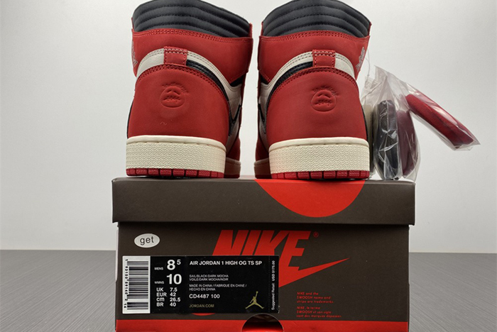 TRAVIS SCOTT X AIR JORDAN 1 RETRO HIGH OG "CHICAGO"