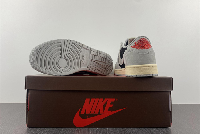 Air Jordan 1 Low OG x Travis Scott
