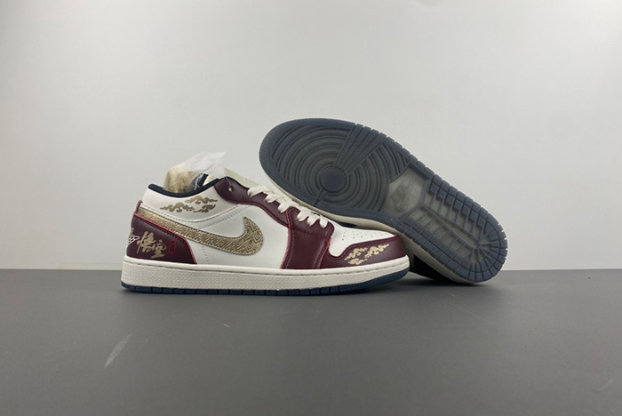 Travis Scott x Air Jordan 1  FJ5735-100