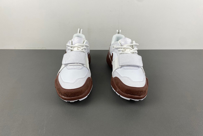 Nike Travis Scott x Nike Zoom Field Jaxx HQ3073-100