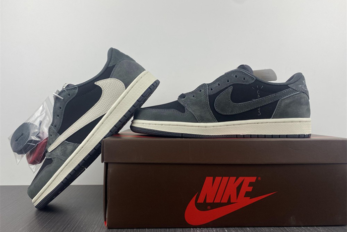 Travis Scott x Air Jordan 1 Low OG Black Phantom