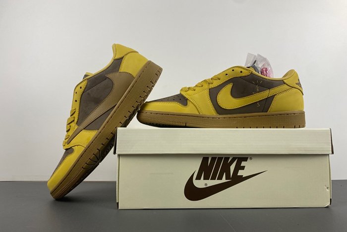 Travis Scott x Air Jordan 1 Low OG DM7866-665