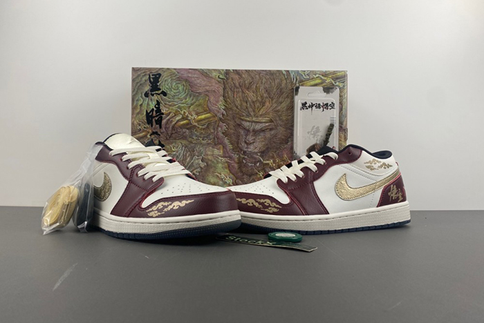 Travis Scott x Air Jordan 1  FJ5735-100