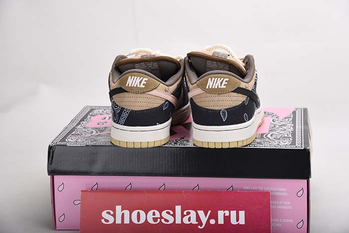 Travis Scott x Nike SB Dunk Low TS