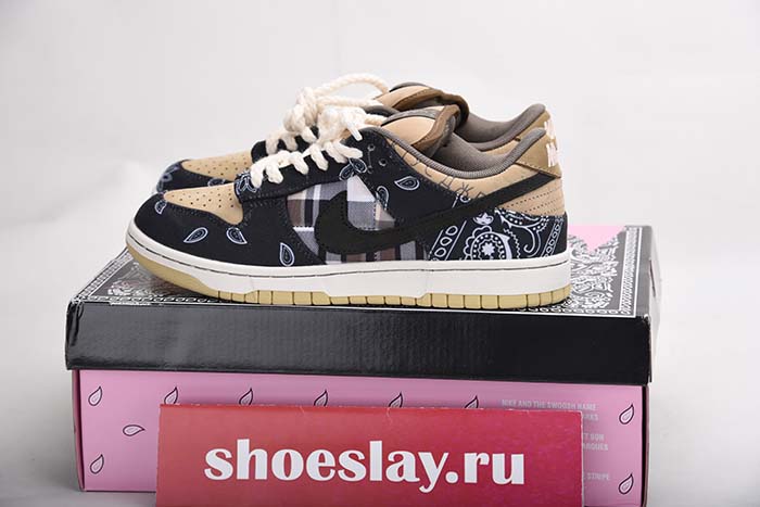 Travis Scott x Nike SB Dunk Low TS