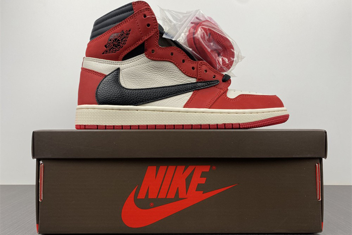 TRAVIS SCOTT X AIR JORDAN 1 RETRO HIGH OG "CHICAGO"