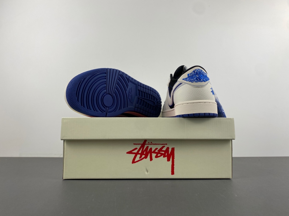 Fragment x Travis Scott x Svp*me x Air Jordan 1 Low