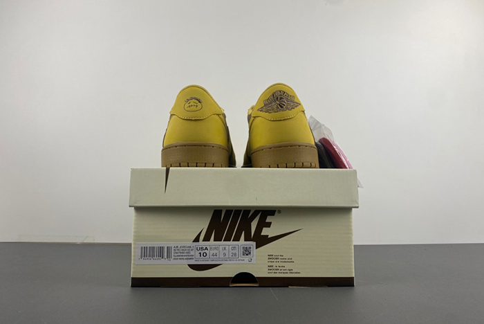 Travis Scott x Air Jordan 1 Low OG DM7866-665