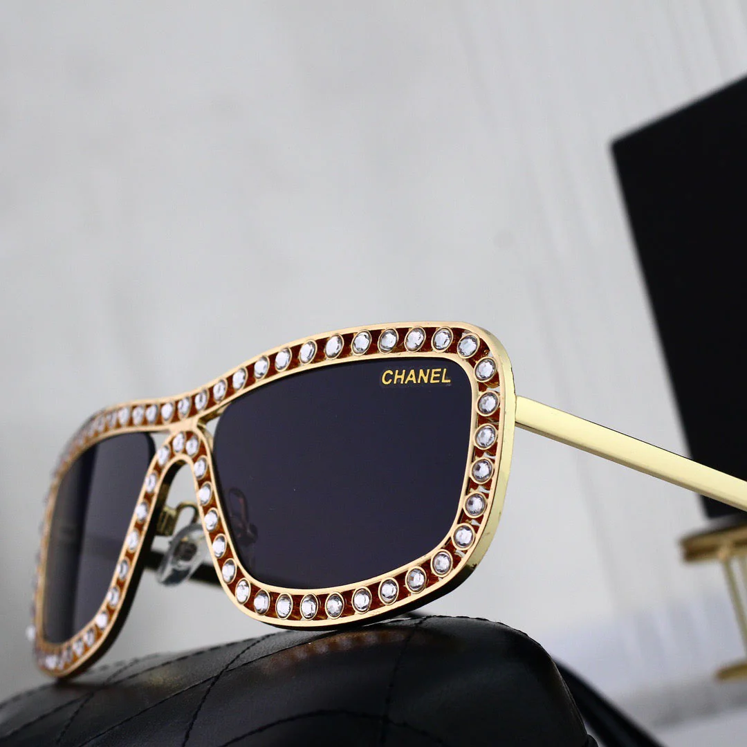 Fashionable Full-D1am0nd Visor Sunglasses