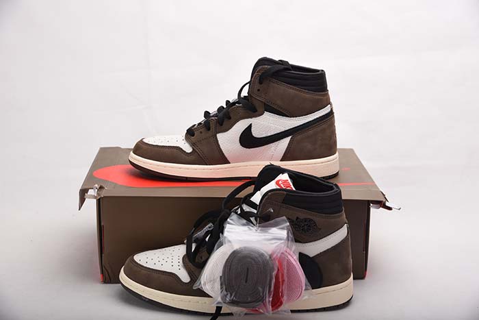 JORDAN 1 RETRO HIGH TRAVIS SCOTT CD4487-100