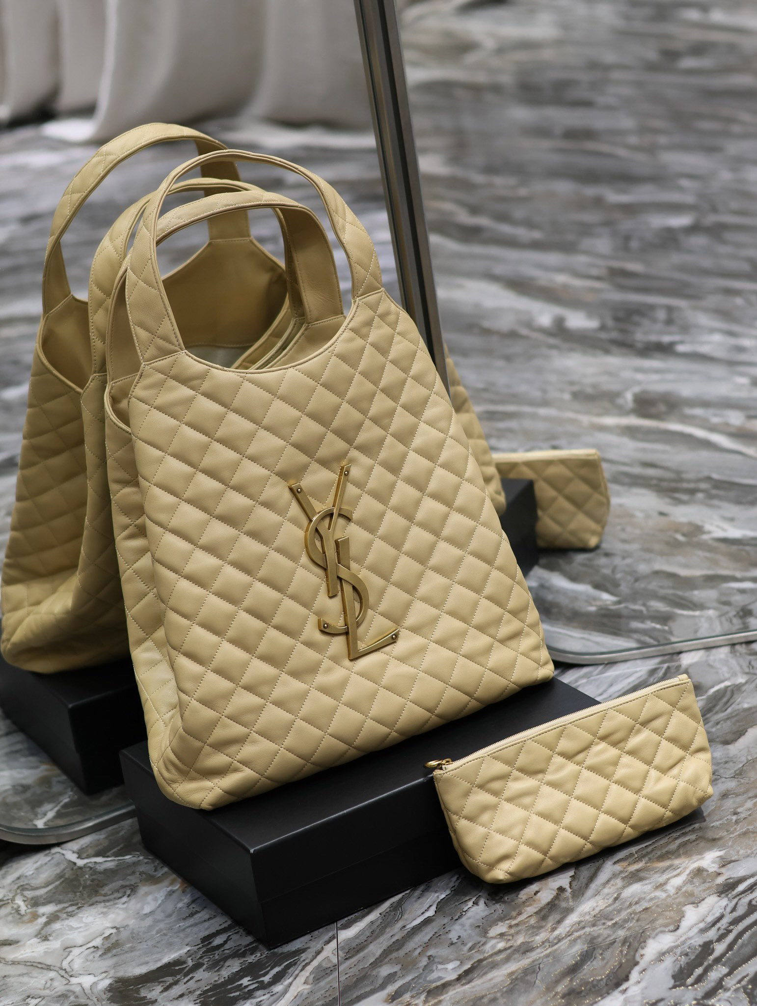 Y51 ICARE TOTE