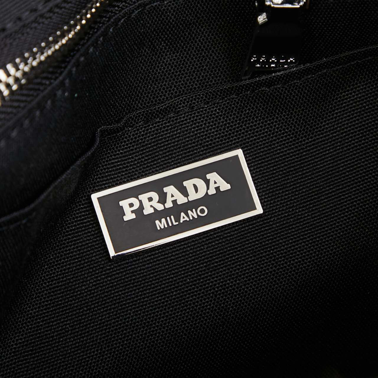 Pra*a adasoftlux leopard killer bag texture is very high-end size 29x20x15, model 2480