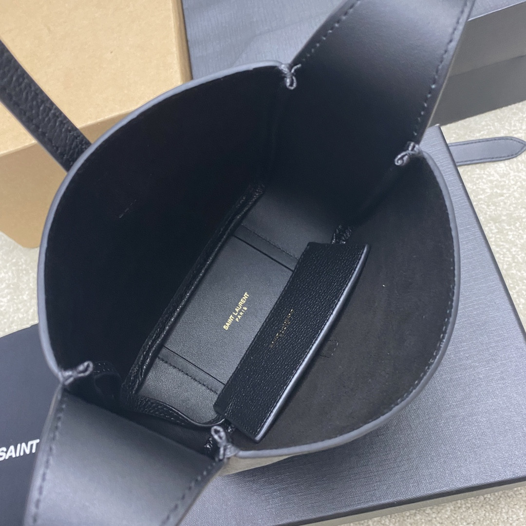 Y51 Mini Hobo Bag