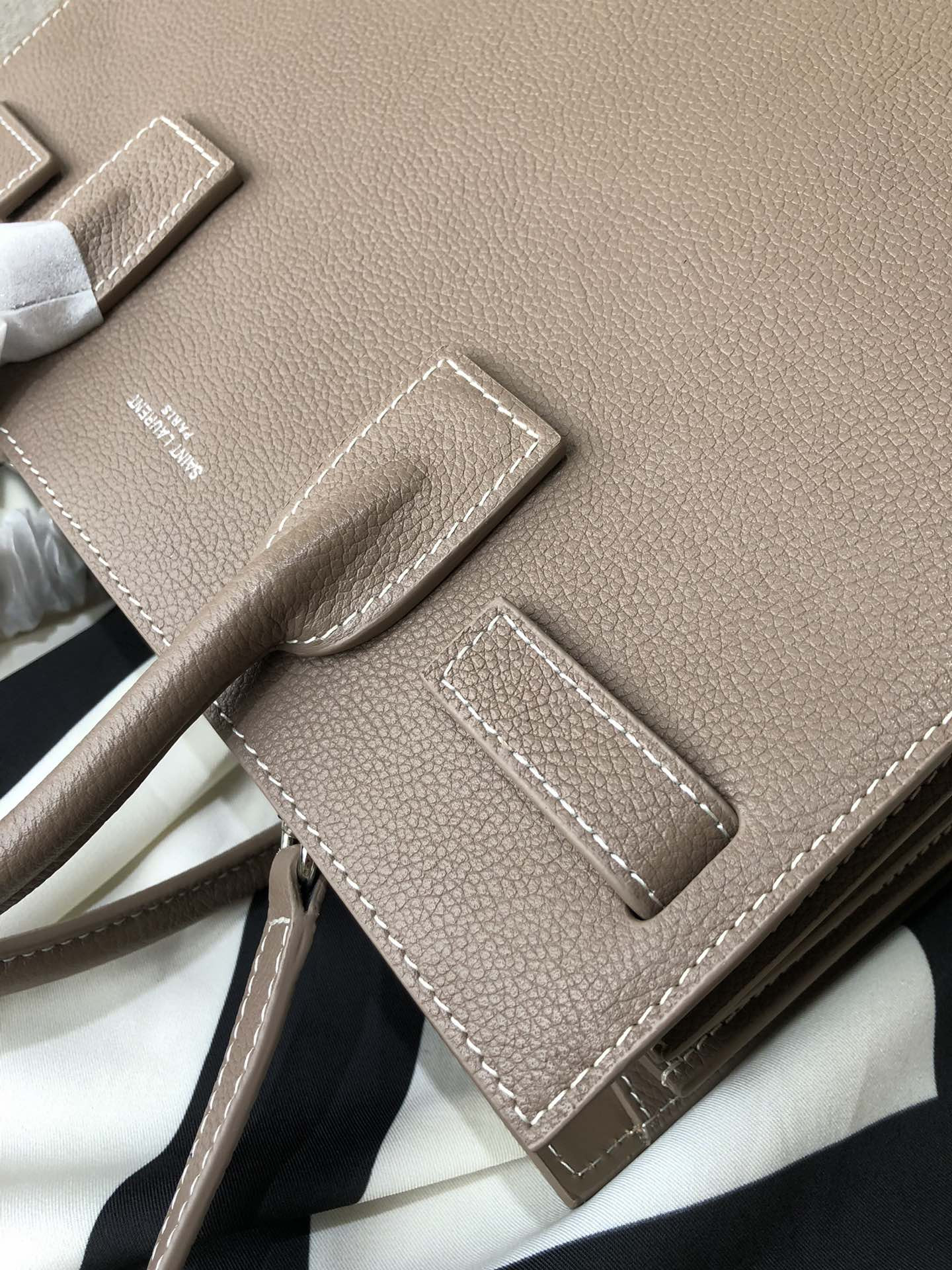Y51 Sac De Jour Bag