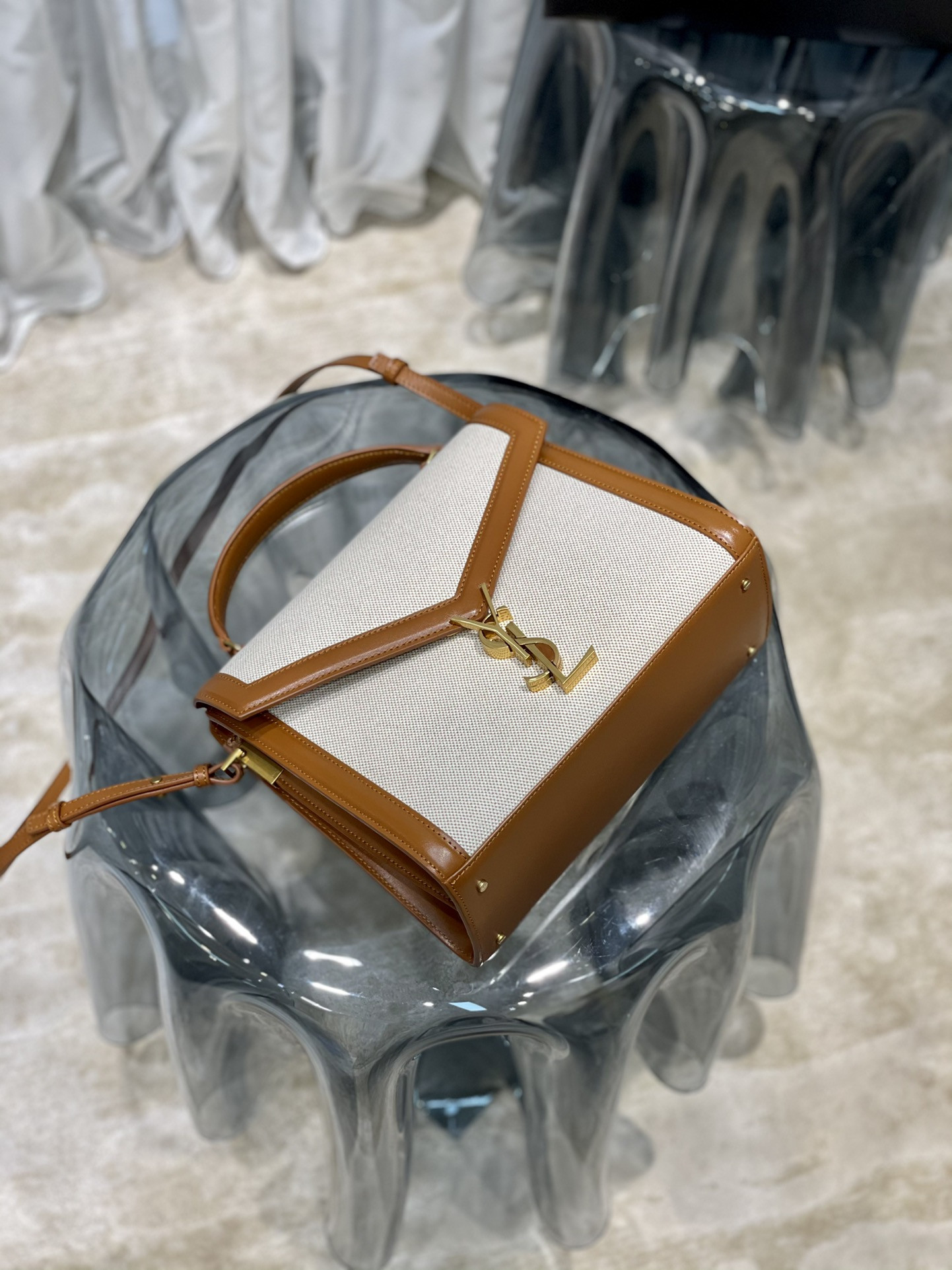 Y51 Cassandra Bag