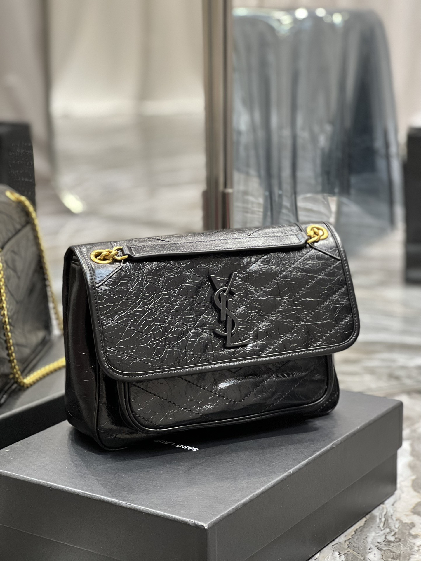 Y51 Niki Medium Bag