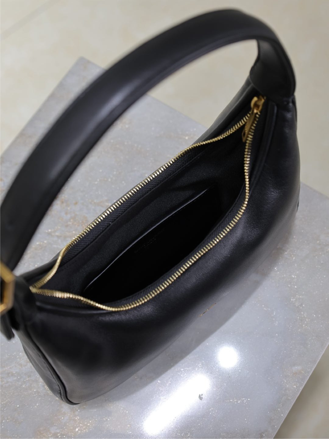 Y51 Calypso Bag