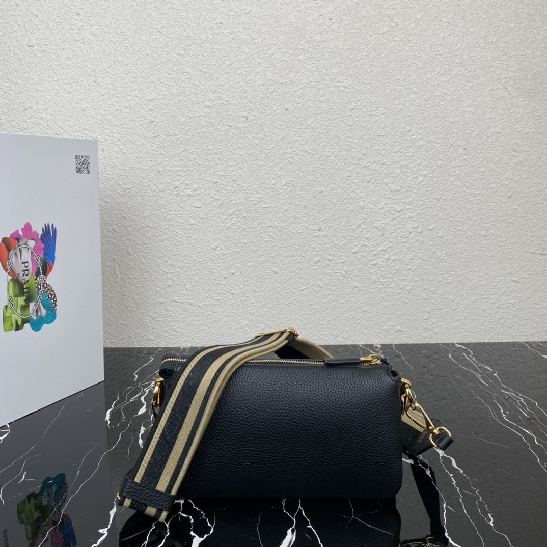 Pra*a Leather Shoulder Bag