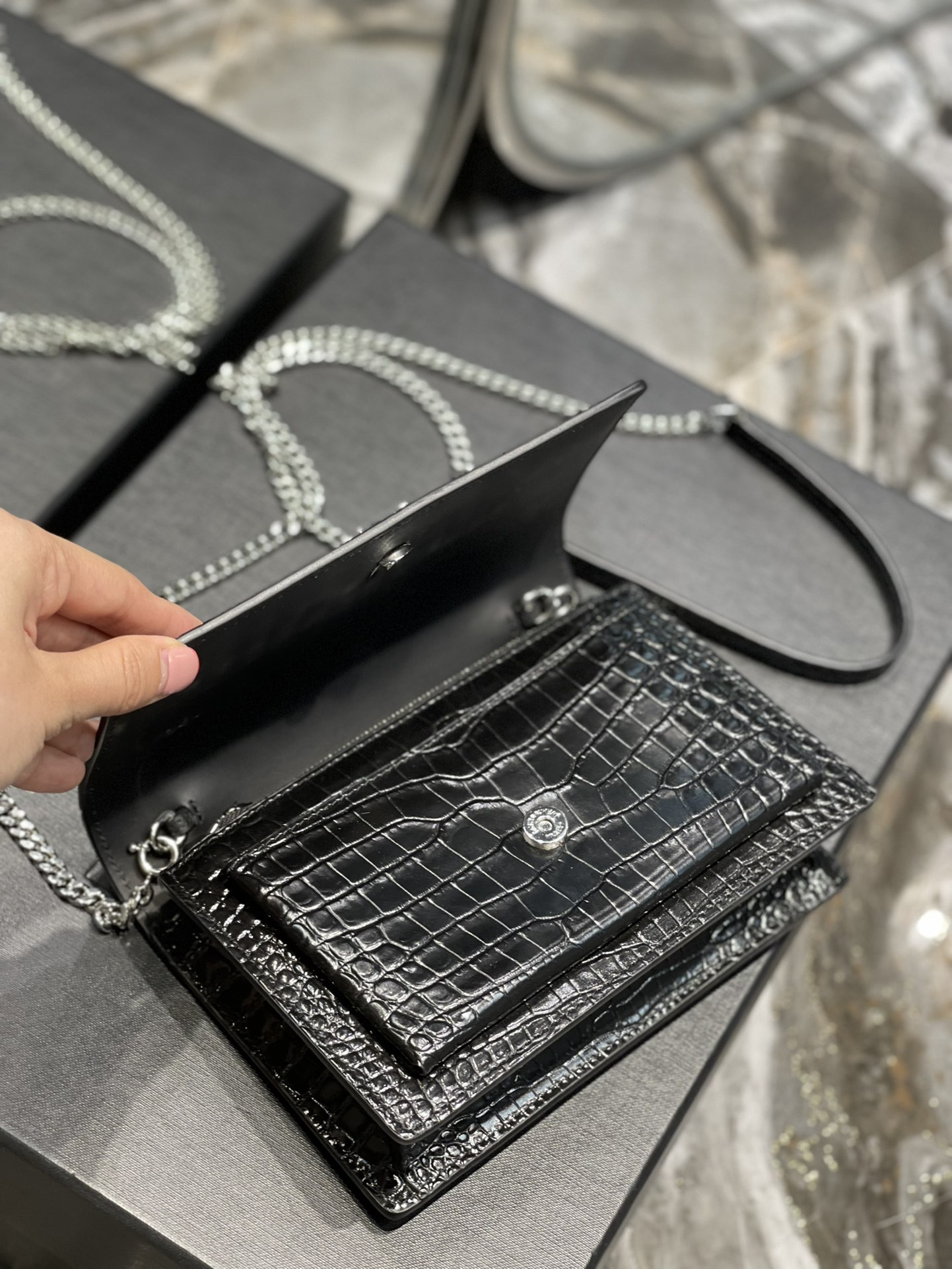 Y51 Sunset Bag