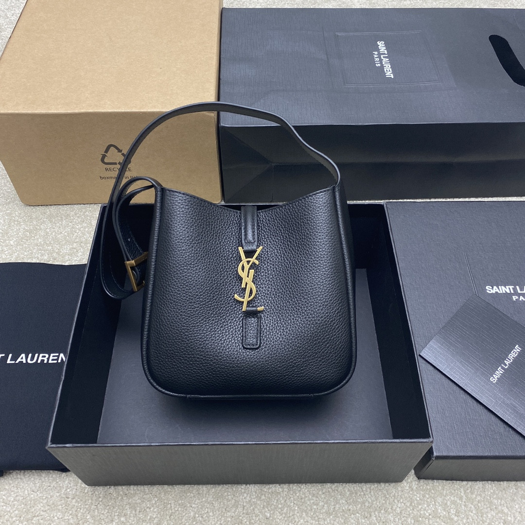 Y51 Mini Hobo Bag