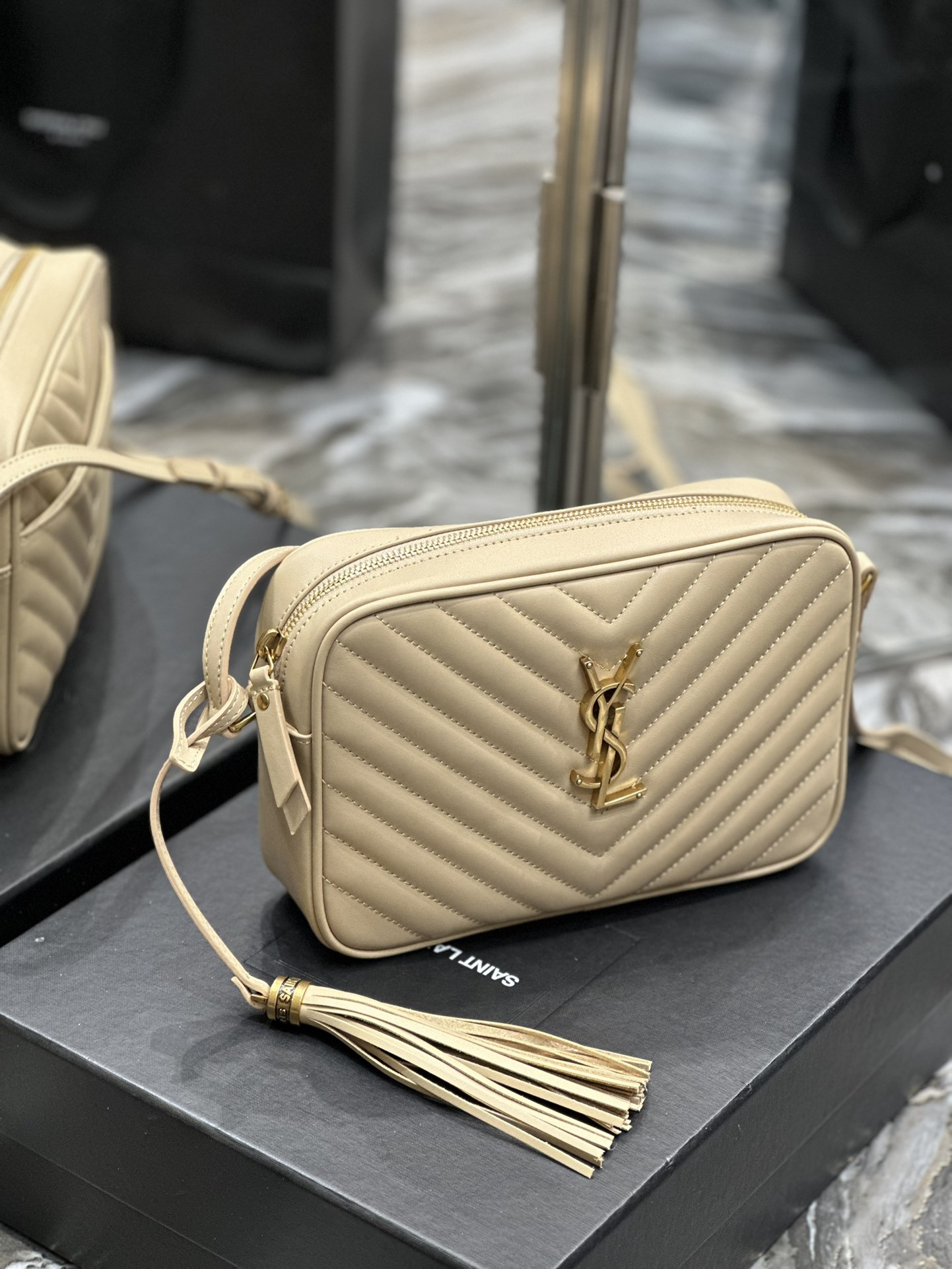 Y51 Lou Camera Bag