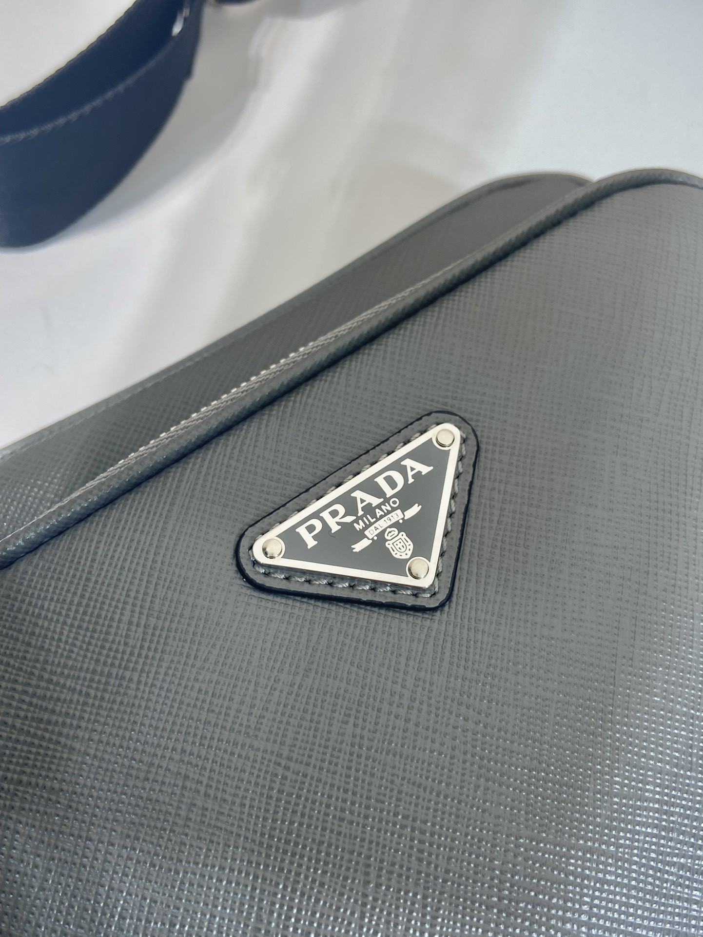 Pra*a Shoulder Bag