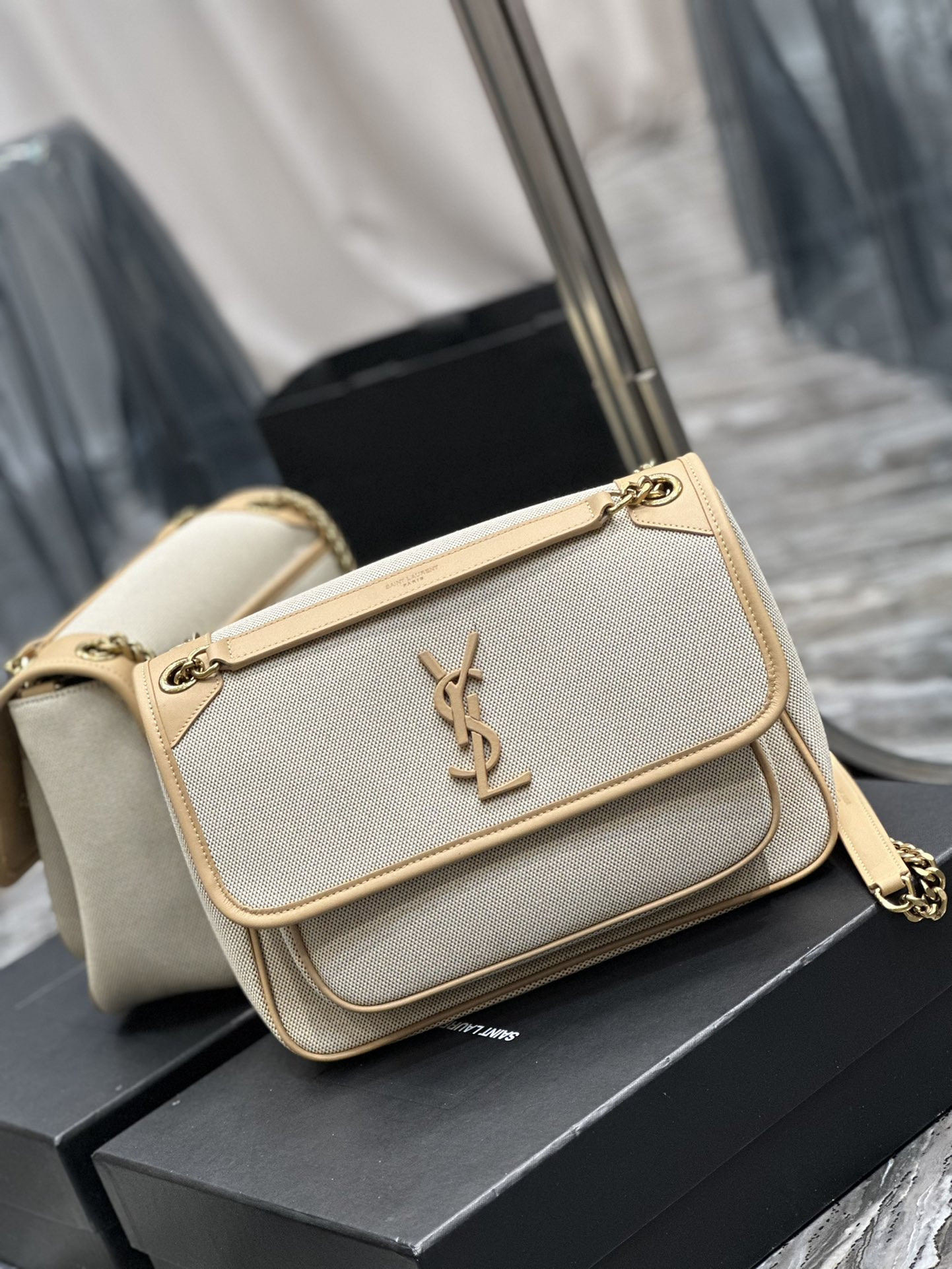Y51 Niki Medium Bag