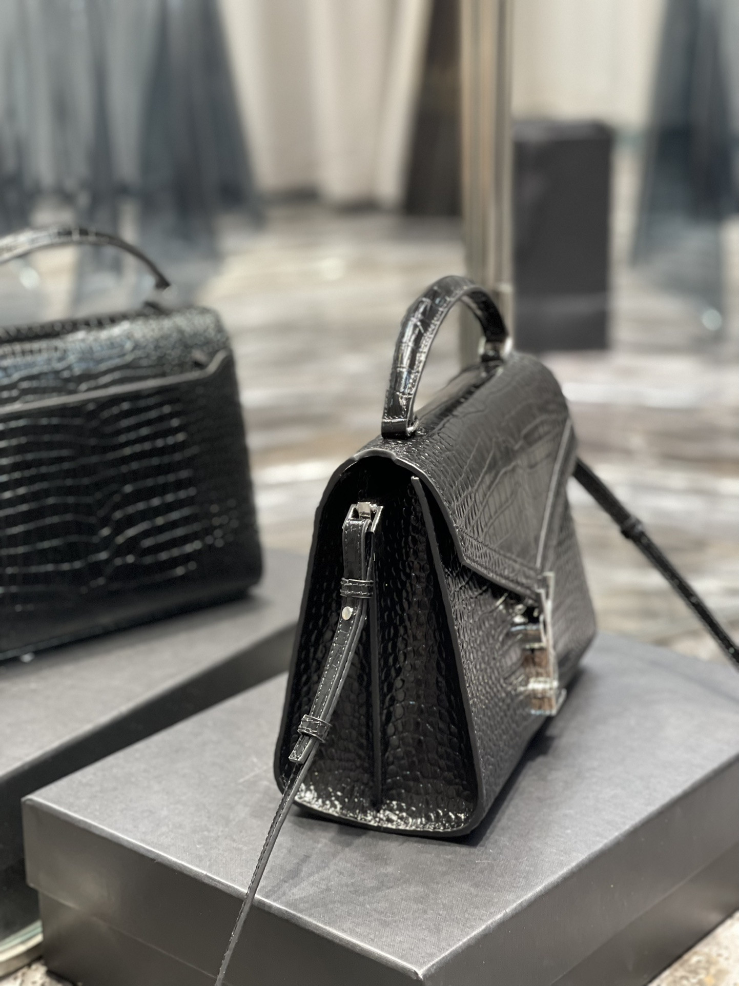 Y51 Cassandra Bag