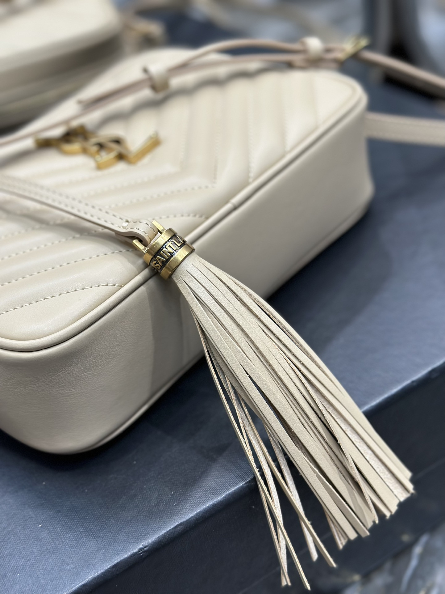 Y51 Lou Camera Bag