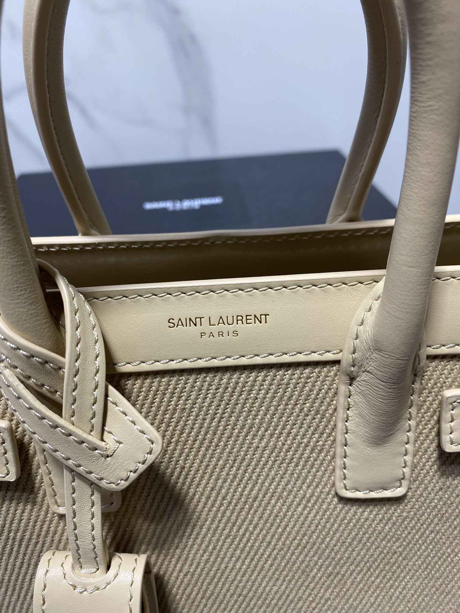 Y51 Sac De Jour Bag
