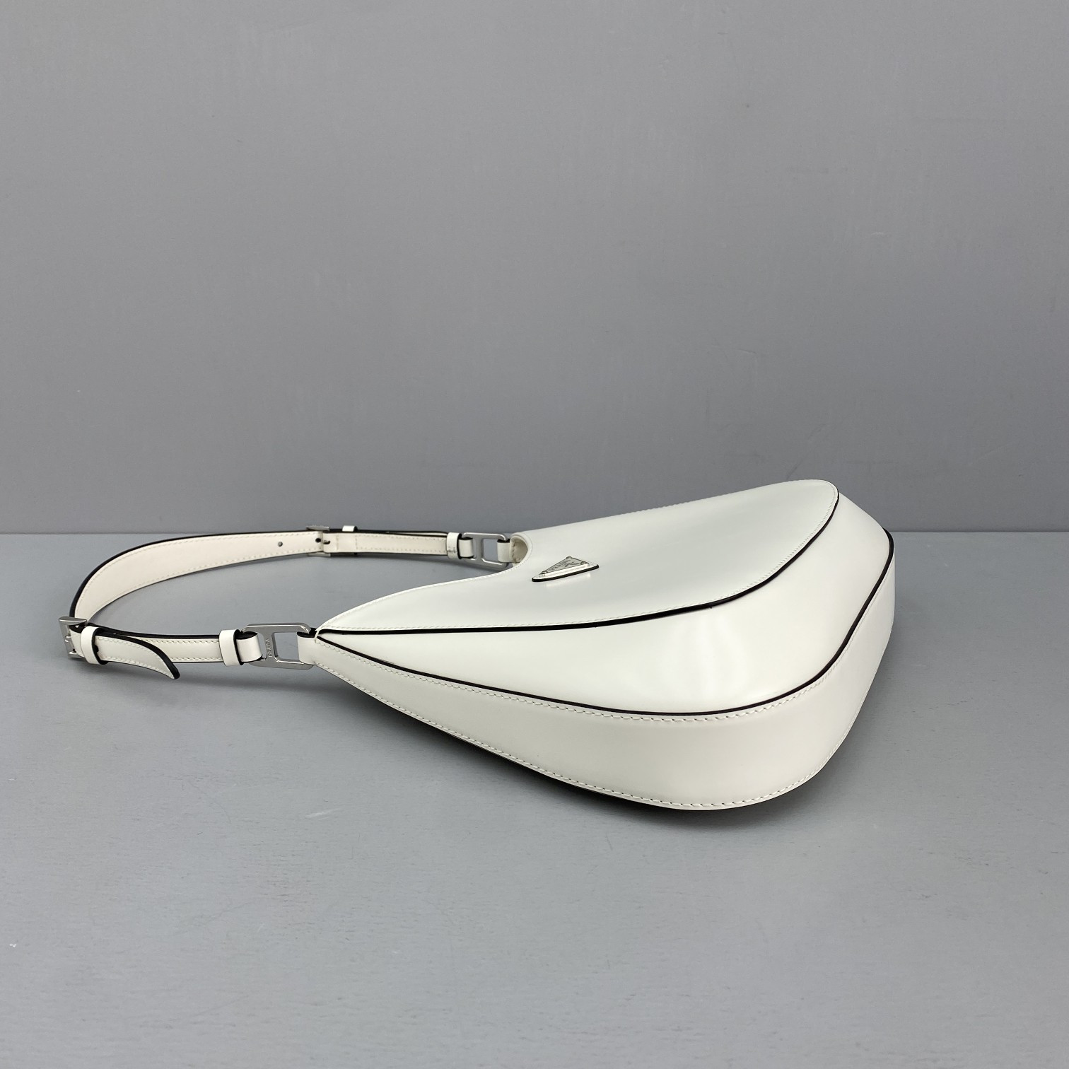 Pra*a Cleo Bag