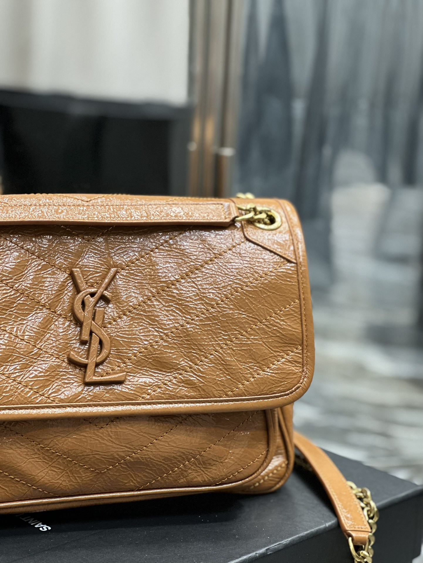 Y51 Niki Medium Bag