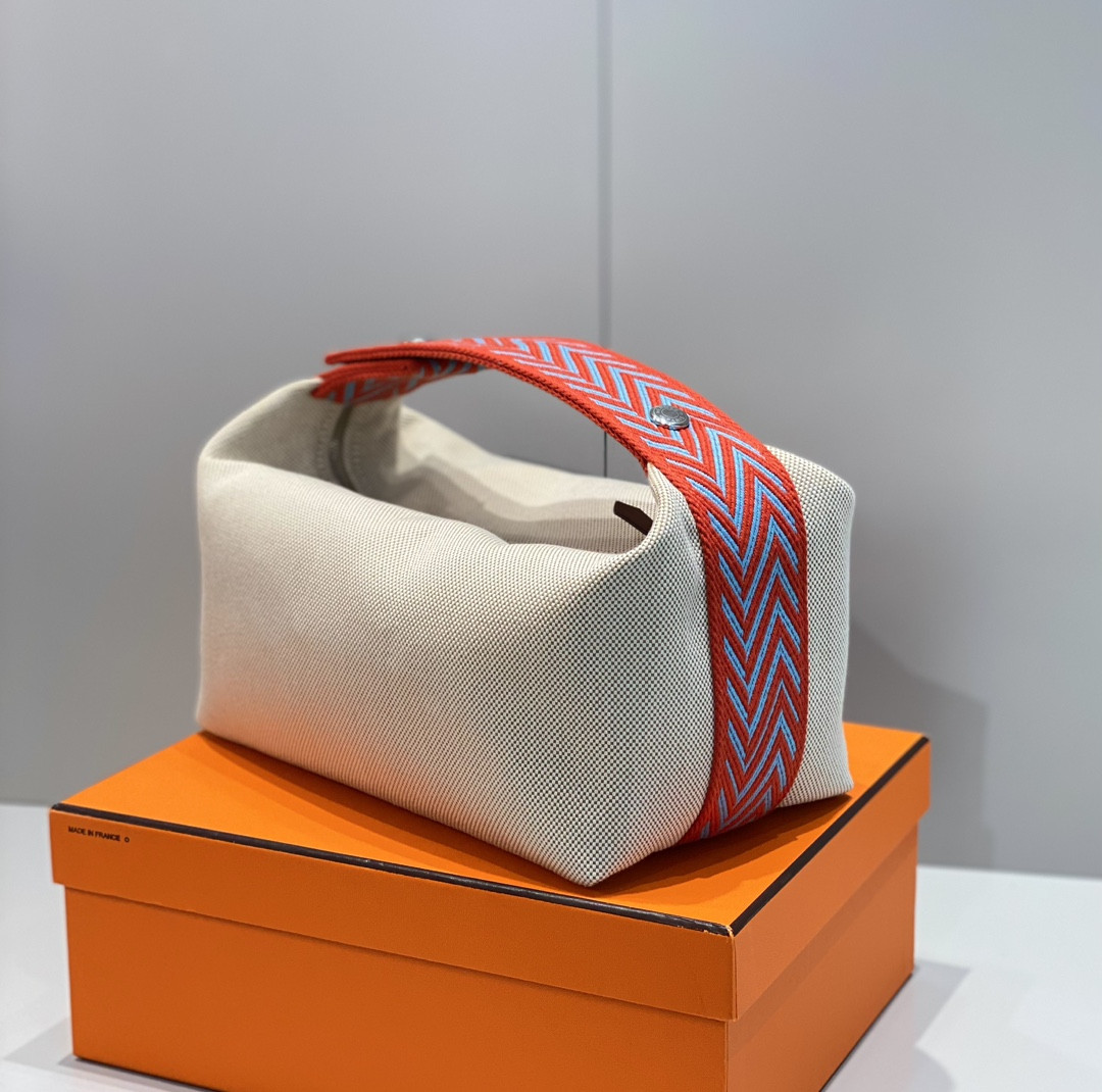 H**me5 Cosmetic Bag