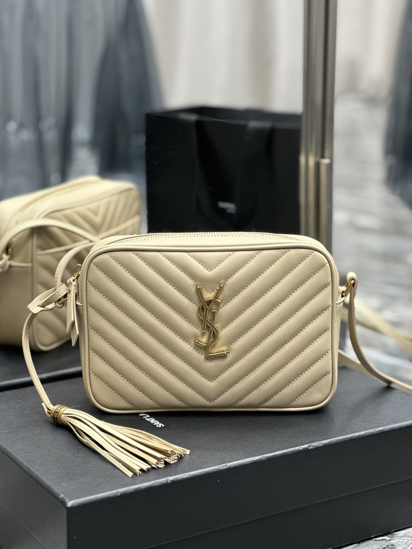 Y51 Lou Camera Bag