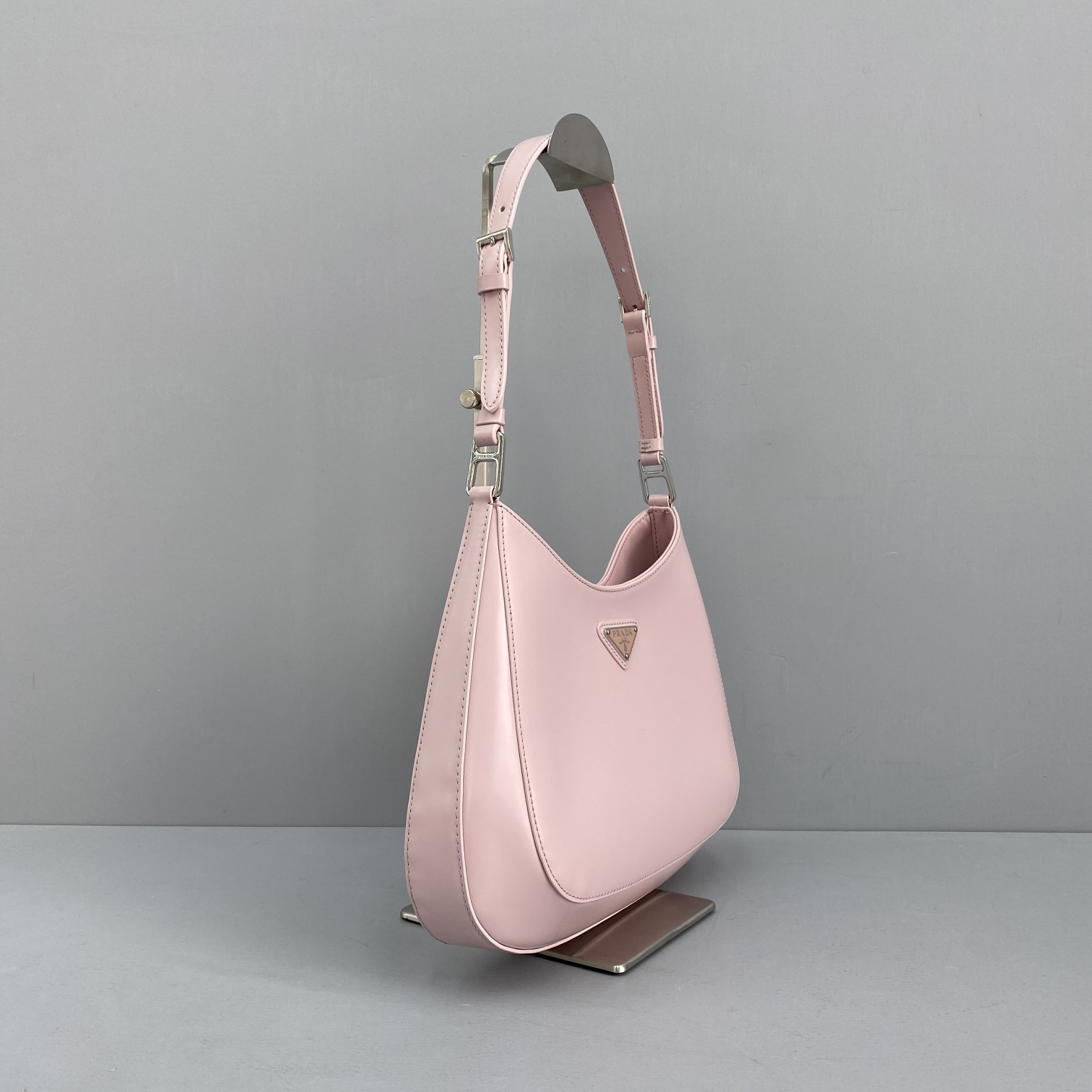 Pra*a Cleo Bag
