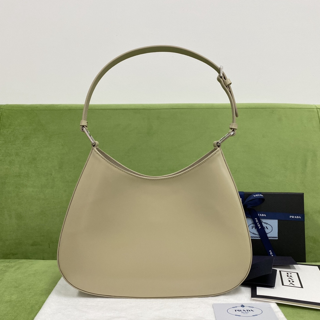 Pra*a Cleo Bag