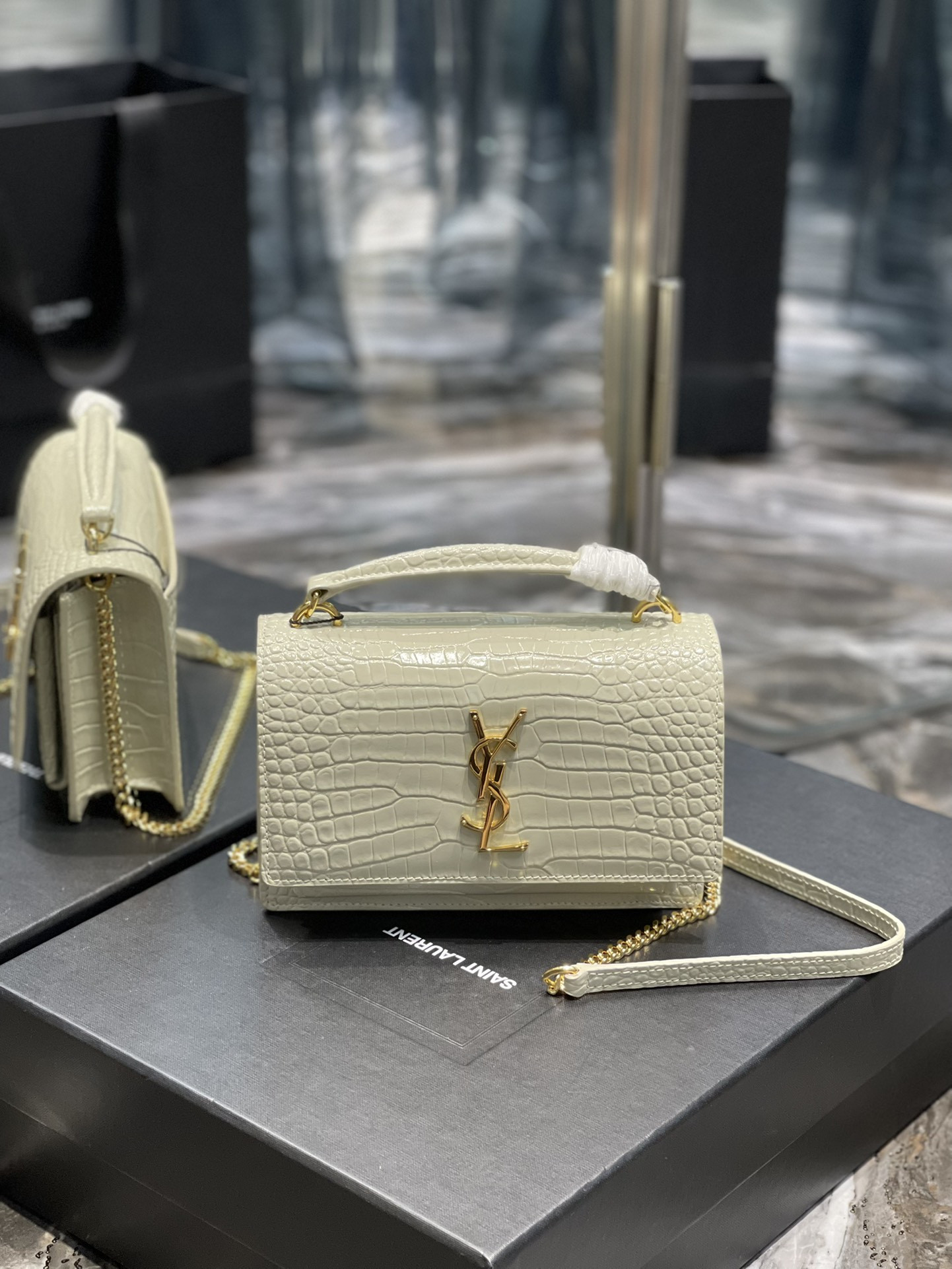Y51 Sunset Bag