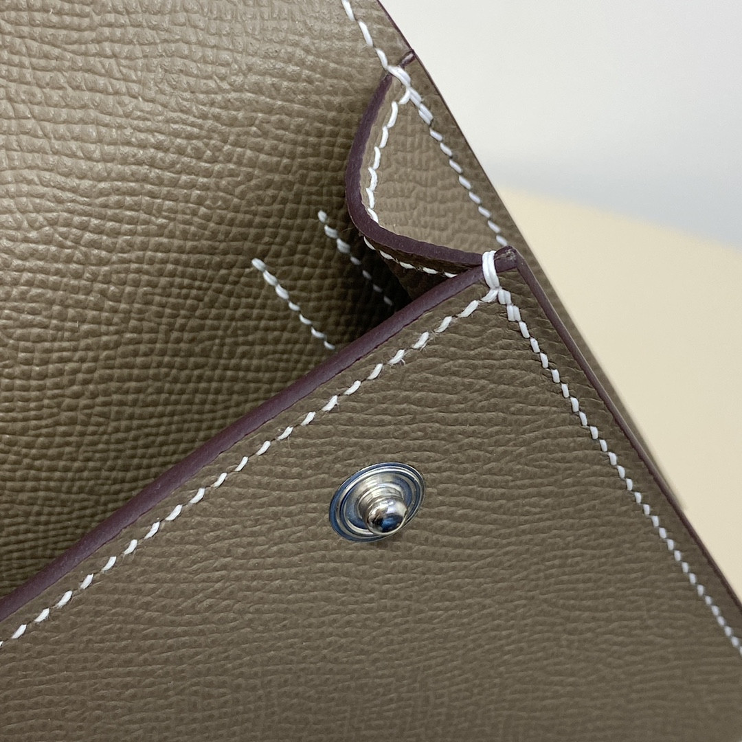 H**me5 Snap Wallet