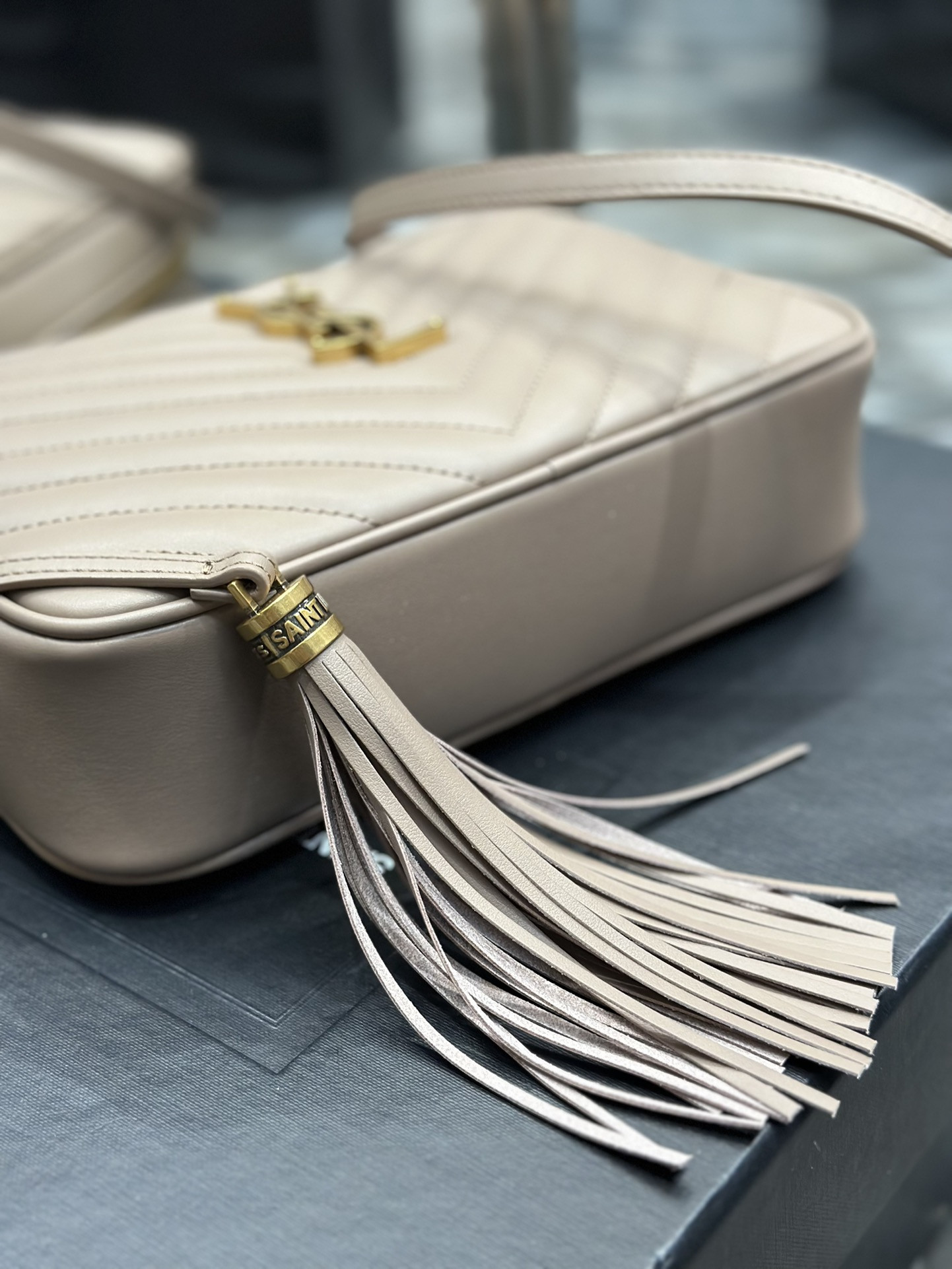 Y51 Lou Camera Bag